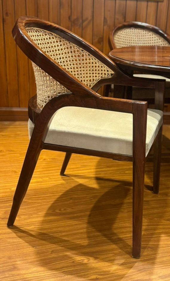 Emir Chair