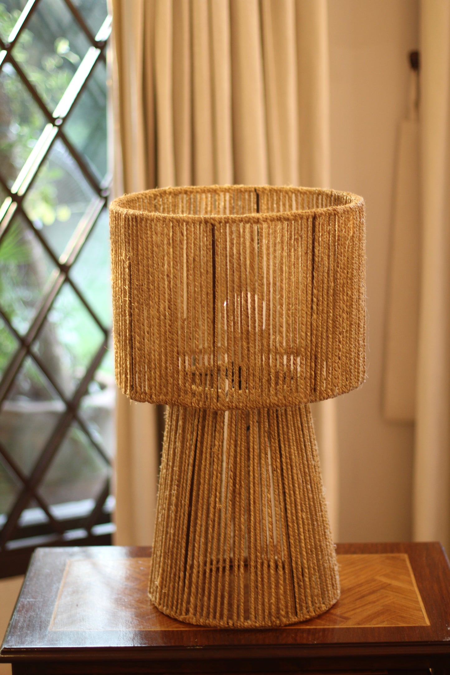 Jute Luxe Lamp