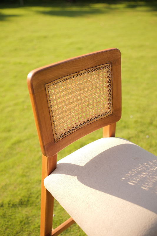 Ilaya Bar Chair